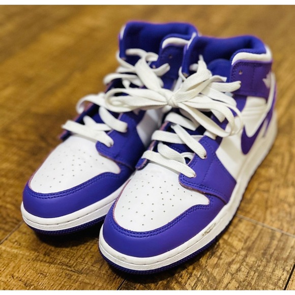 Jordan Other - Nike Air Jordan 1 Mid Purple‎ White GS DQ8423-511 Size 6Y